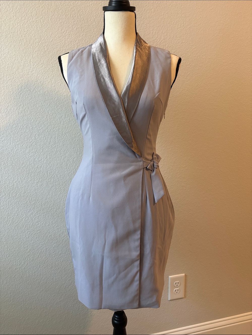 Sleeveless Lavender Wrap Sheath Dress with Metallic Silver Collar